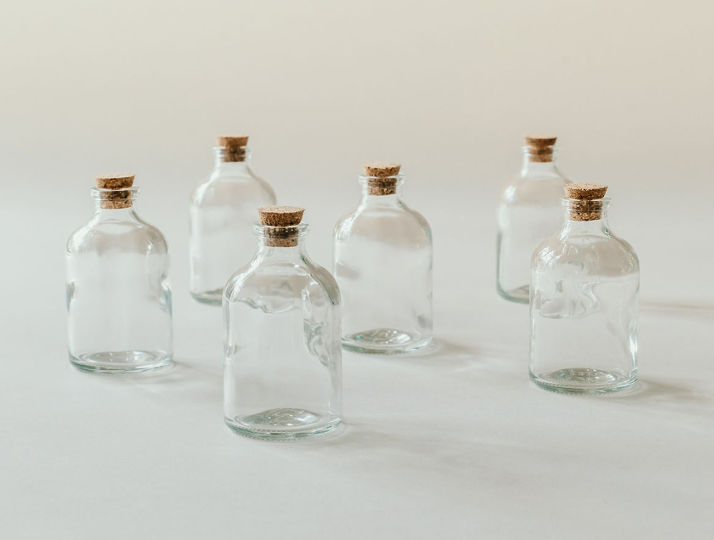 Mini bouteilles vides à remplir pour cadeau d