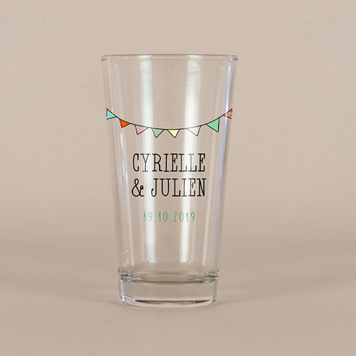 Verre à bière de mariage Fanions à personnaliser