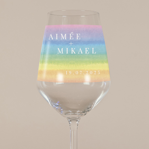 Verre à vin de mariage Rainbow à personnaliser