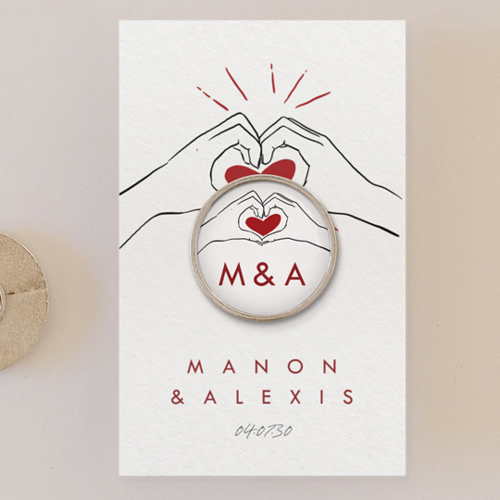 Pin's :univers de mariage Coeur rouge à personnaliser