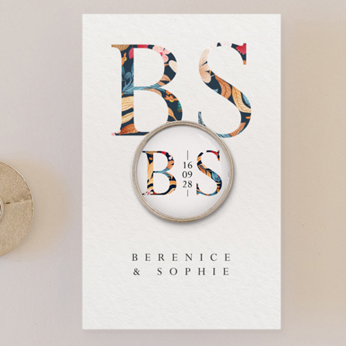 Pin's :univers de mariage Liliya à personnaliser