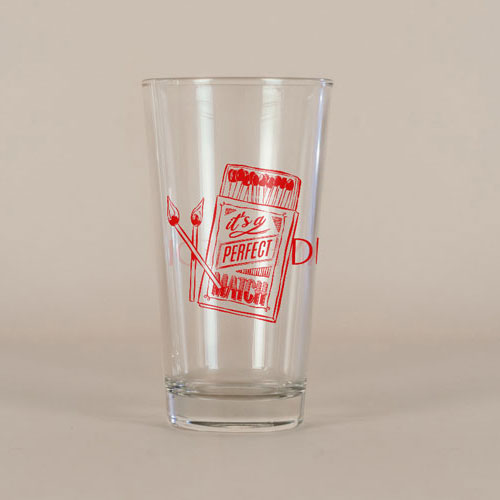 Verre à bière de mariage Le Match à personnaliser